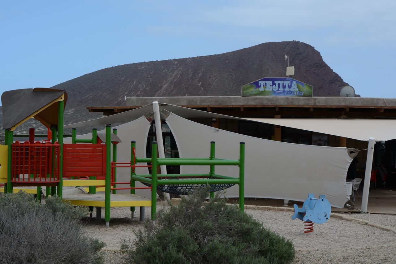 Eco-Wooden Houses Camping Montana Roja El Médano Eksteriør bilde