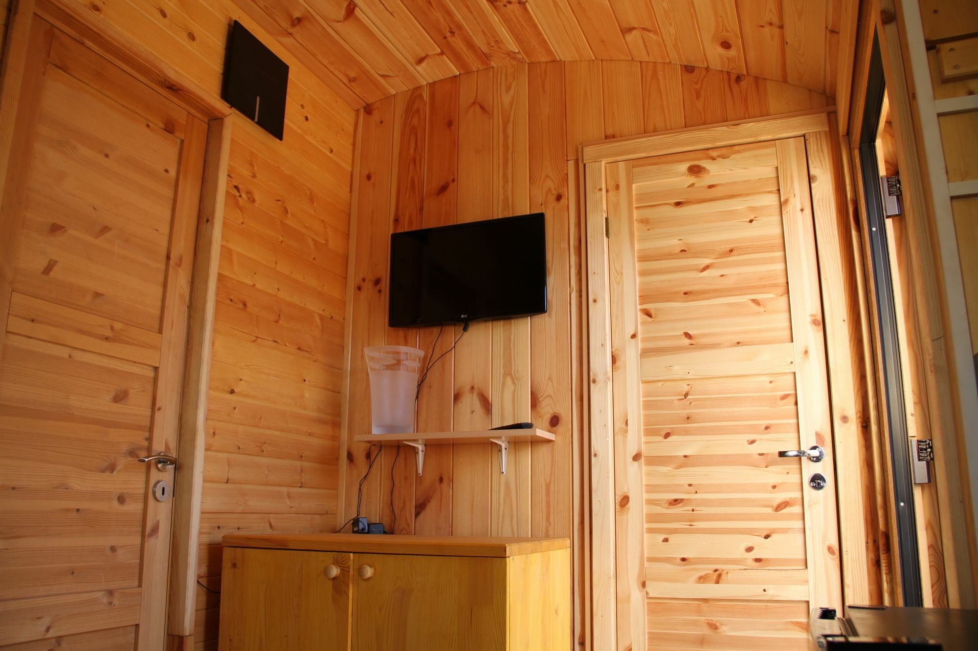 Eco-Wooden Houses Camping Montana Roja El Médano Eksteriør bilde